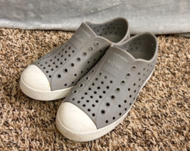 Native Jefferson Shoes Toddler Chi1d Gray White Slip On Unisex Water Sne... - $16.99