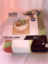 Throw Blanket DISNEY STAR WARS: The Mandalorian  40 x 50” Silky Soft Throw (New) - £8.09 GBP