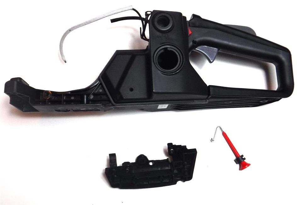 Certified Open Box
Craftsman Chainsaw S 205 46 CC Trigger Handle & Fuel Tank... Item image 2