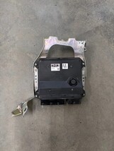 Lexus Toyota 1UZ-FE Engine Control Unit Module ECU ECM PCM 89661-50531 image 6