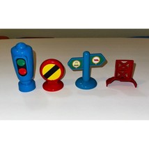 VTech Go! Go! Smart Wheels Train Station Signals Signs Stoplights Set of 4 - $11.87