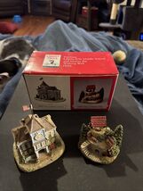 The Americana Collection Liberty Falls Middle School &amp; Wishing Well AH11... - $10.99