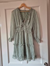 Ladies Medium Green Dress - £7.40 GBP