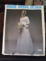 Vintage Vogue 2253 Bridal Wedding Gown Pattern - Size 10 Bust 32 1/2 Hip 34 1/2 - £11.64 GBP