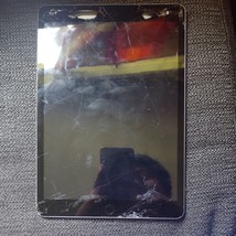 Apple iPad (9th) A2602 64 GB, Wi-Fi, 10.2 in - Space Gray (CRACKED SCREEN) - $6.93