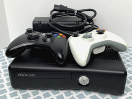 Microsoft Xbox 360 S 4GB Console Black 1439 w 460GB Harddrive + 2 Controllers - £94.95 GBP