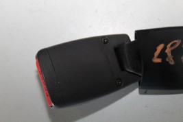 2000-2001 TOYOTA CELICA GT GT-S REAR SEAT BELT BUCKLE 2826 image 2