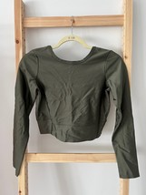 Kyodan Cropped Fitted Top Army Green ( M ) - $19.77