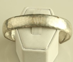 Vintage Sterling SCHROTH Handmade Hammered Bangle Bracelet with Engraved mono - £99.76 GBP