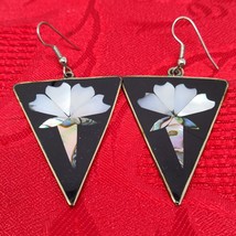 Beautiful Vintage Alpaca Mexico Enamel Dangle Triangle Earrings 1 1/2” - $368.20 MXN