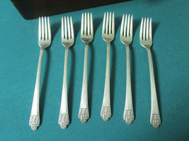 Rogers Deluxe 6 Silverplate Cocktail Forks -Grille- Pattern - £73.96 GBP