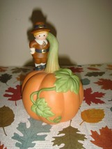 Avon Thanksgiving 1990 Pilgrim Pumpkin Bell - £11.18 GBP