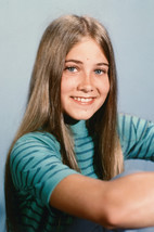 Maureen McCormick in The Brady Bunch 24x18 Poster - £17.92 GBP