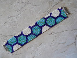 Bracelet: Blue &amp; White Honeycomb Motif, Peyote Stitch, Tube Clasp - £36.08 GBP