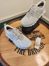 ON CLOUD 6 Women&#39;s Athletic Running Walking Sneaker Shoes SZ 7.0 WATERPROOF - $2,583.07 MXN