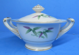 Harmony House  Mandarin Lidded Sugar Bowl In Good Condition  Vintage - £7.92 GBP