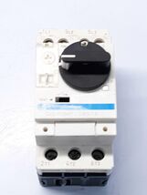 Schneider Electric GV2-PO5H7 Manual Motor Starter, 600V 0.63-1A  - $24.90