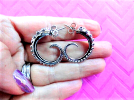 Octopus tentacle hoop earrings - £7.79 GBP