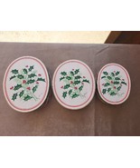 1985 Vtg Saltera Wooden Holly Berry Holiday Nesting Set - $9.73