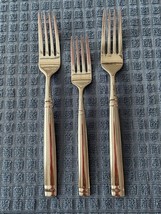 Towle Living Collection Stephanie Frosted Stainless  2 Dinner Forks 1 Sa... - $17.70