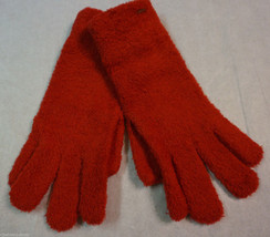 Isotoner Womens Warm Winter Red Gloves One Size Fits All - £11.99 GBP