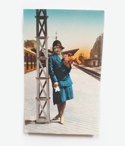Old Postcard Alfred Noyer Studio - Girl with Flowers, Paris, Art Deco Fa... - $499.59 MXN