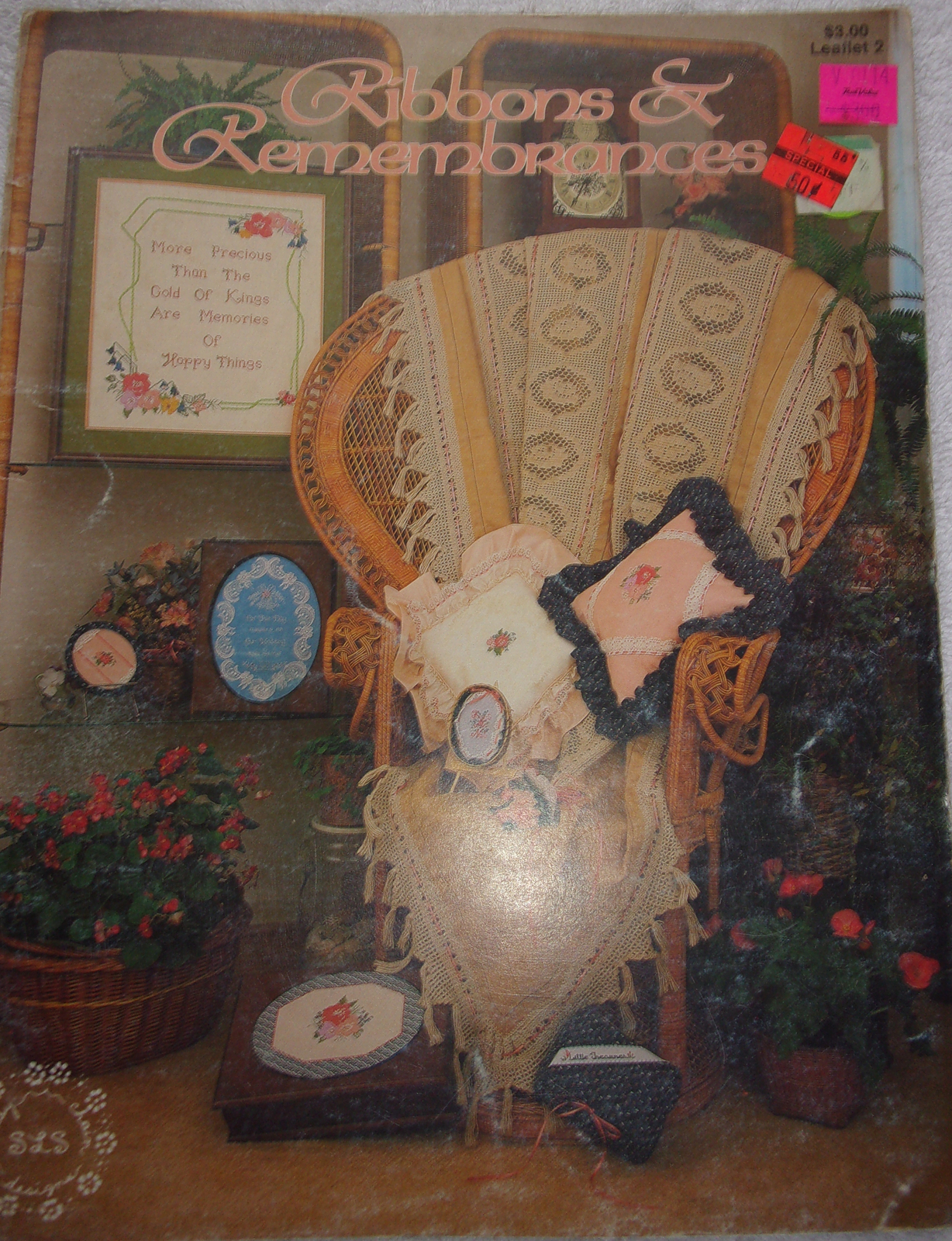 Ribbons &amp; Remembrances Susan Sowers Daisy Chain Designs 1982 - $1.99