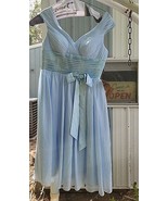 SKY BLUE DRESS V-NECK FRONT &amp; BACK WITH LINING 100% POLYESTER SIZE 8 - $1,029.60 MXN