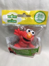 Sesame Street Friends Elmo 2.5&quot; Mini Figure Amigos Plaza Sesamo Playskool Hasbro - £6.39 GBP