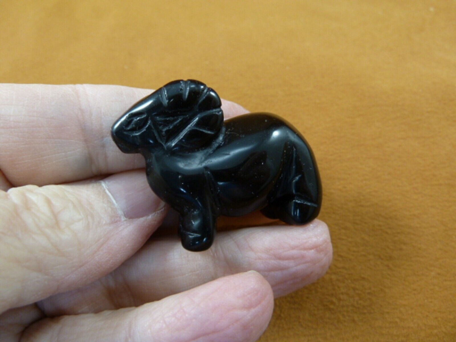 (Y-RAM-577) little black Onyx RAM SHEEP carving gem stone FIGURINE BIG HORN - $18.69