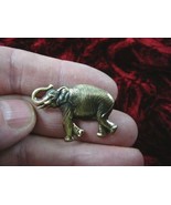 (b-ele-20) small Elephant brass pin pendant elephants lover zoo African ... - $301.82 MXN