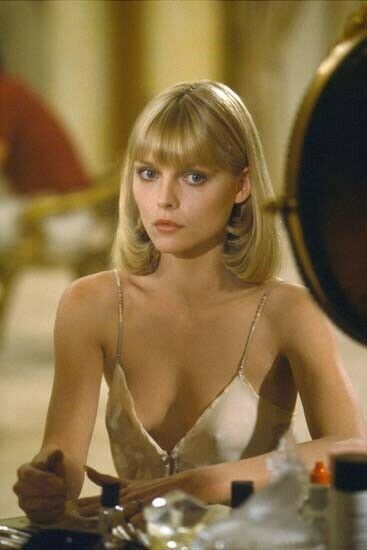 Michelle Pfeiffer sexy in low cut neglige very revealing 4x6 inch photo ... - $4.75