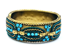 Vintage Antique Gold Tone Blue Green Jeweled Hinged Bangle Bracelet - $15.84