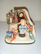 Goebel Hummel Christmas Time Hum 2106 Musikfest Hummelscape 1038-D Figurine 1999 - £100.95 GBP