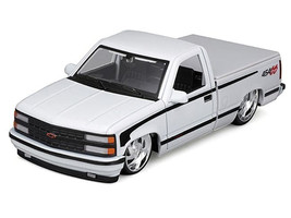 1993 Chevrolet 454 SS Pickup Truck White with Black Stripes "Lowriders" "Maisto  - $43.54