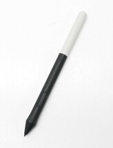 Wacom One DTC133W0A 13.3" Graphics Tablet - Flint White image 7