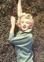 POSTCARD MARILYN MONROE #52 VINTAGE 1954 PHOTO MAGNA HULTON-DEUTSCH  BAR... - £4.32 GBP