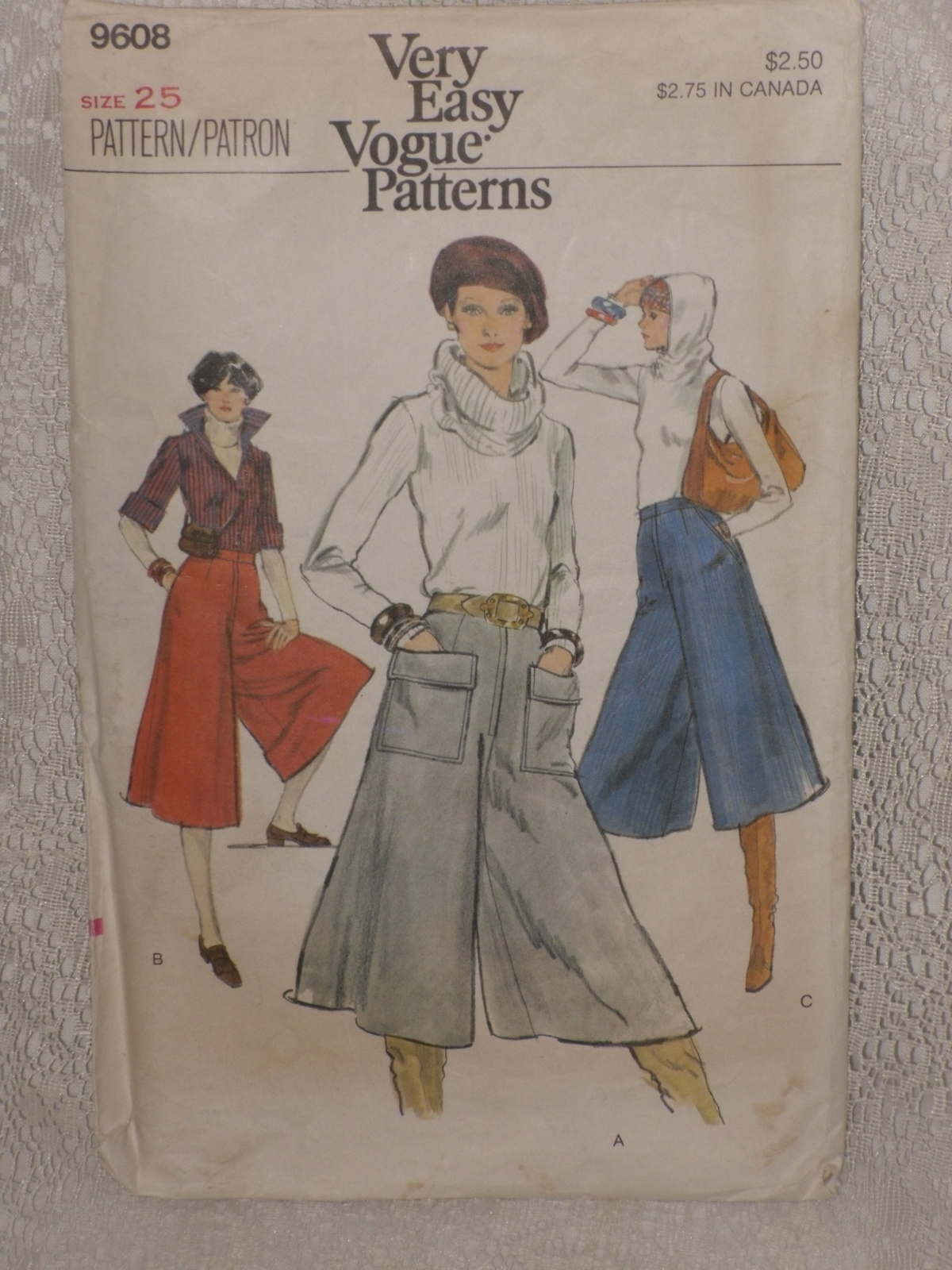 Very Easy Vogue Pattern 9608 Misses' Culottes Waist 25" Vintage 1970's - $7.50