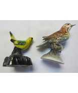 2 Vintage Ceramic Bird Figurines Shabby Tropical Coastal Yellow Birds - £19.52 GBP