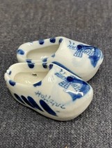 Vtg Miniature Delft Blue Hand Painted Porcelain Holland Shoes w/Windmill Design - £6.31 GBP