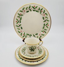Lenox Holiday 5 Pc Place Setting, 24K Gold Rim Holly Berry USA - £54.94 GBP