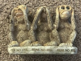 3 Wise Monkeys See No Evil, Hear No Evil, Speak No Evil Vintage Resin 4.5&quot;x3&quot; - £12.81 GBP