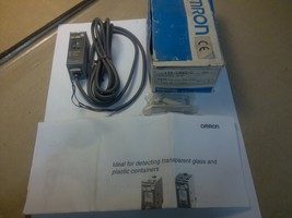 (NIB) OMRON E3S-CR62-C RETROREFLECTIVE OPTICAL SENSOR / NPN-PNP / 10-30VDC - $88.59