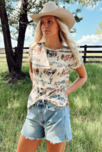 Beige Western Fashion Mustang River Printed Mesh T Shirt - $96.78 MXN