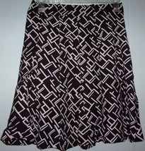 Larry Levine Black &amp; White Zig Zag Flared Skirt Size 8 - $114.02 MXN