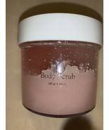 Laline body scrub Vanilla Pink Pepper 240gr - 8.54oz LOWEST PRICE - $315.39 MXN