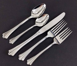 Wallace SHELLBROOK Ribbed 5 Piece Place Setting Stainless Flatware 1984 ... - $72.27
