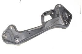 X5 e53 BMW  2001-2006 Crossmember Support Transmission 77307 image 8