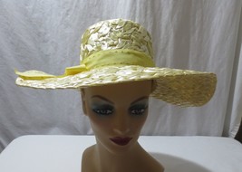 Vtg 1940&#39;s Wide Brim Sun Hat Woven Raffia Straw Yellow With tag - £35.55 GBP