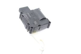 04-10 AUDI A8 L QUATTRO HEATER FLAP MOTOR ACTUATOR Q6856 image 2
